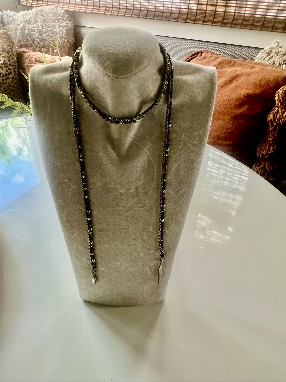 Stella & Dot ZOE Lariat Necklace